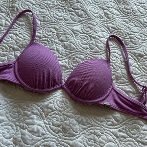 💜Purple bikini top with underwire💜